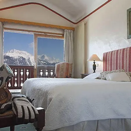 Grand Au Rond Point Des Pistes 4*
