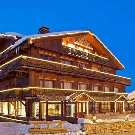 Grand Au Rond Point Des Pistes 4* Courchevel
